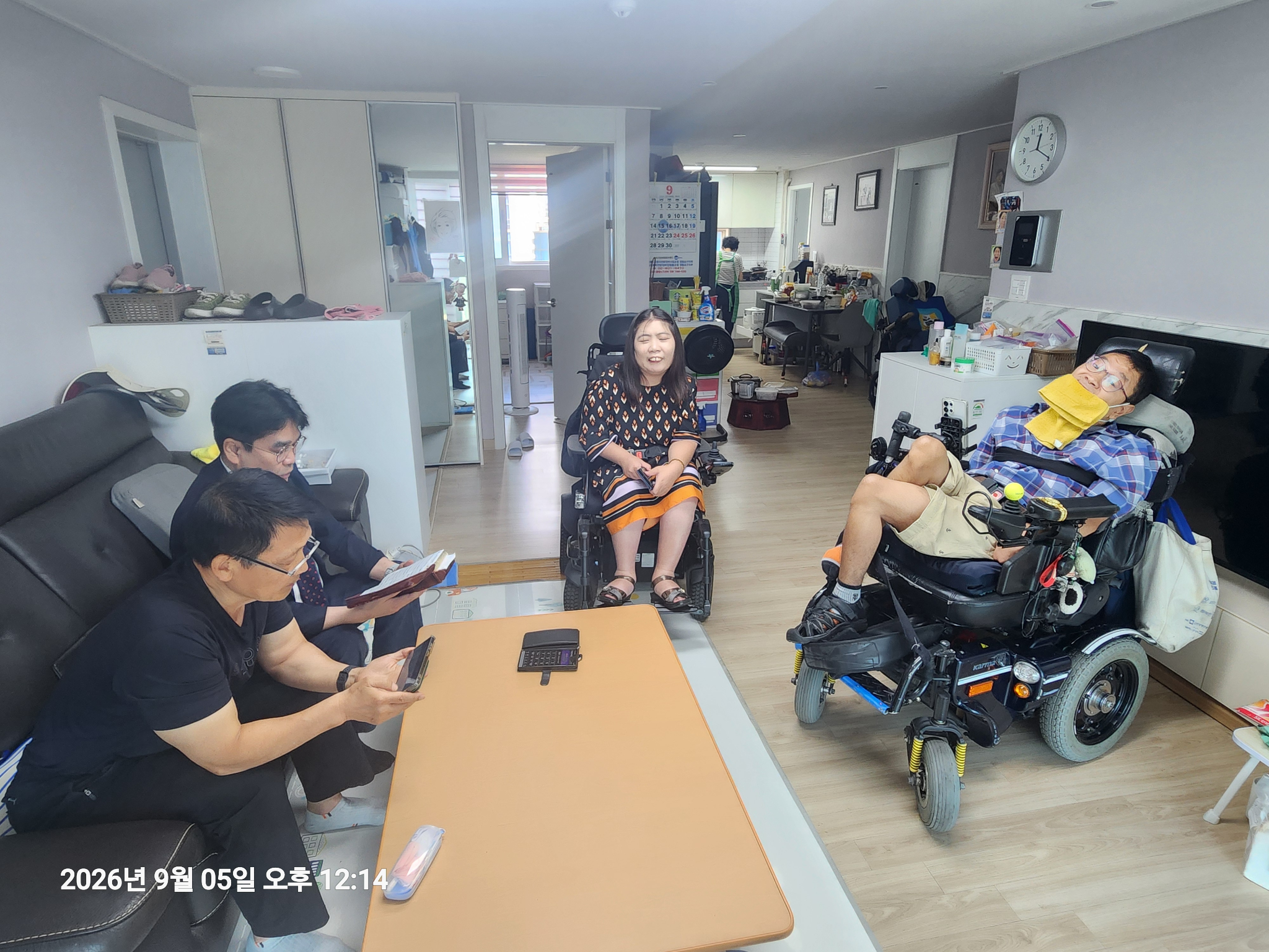 정수현 자매 가정 심방 및 식사교제